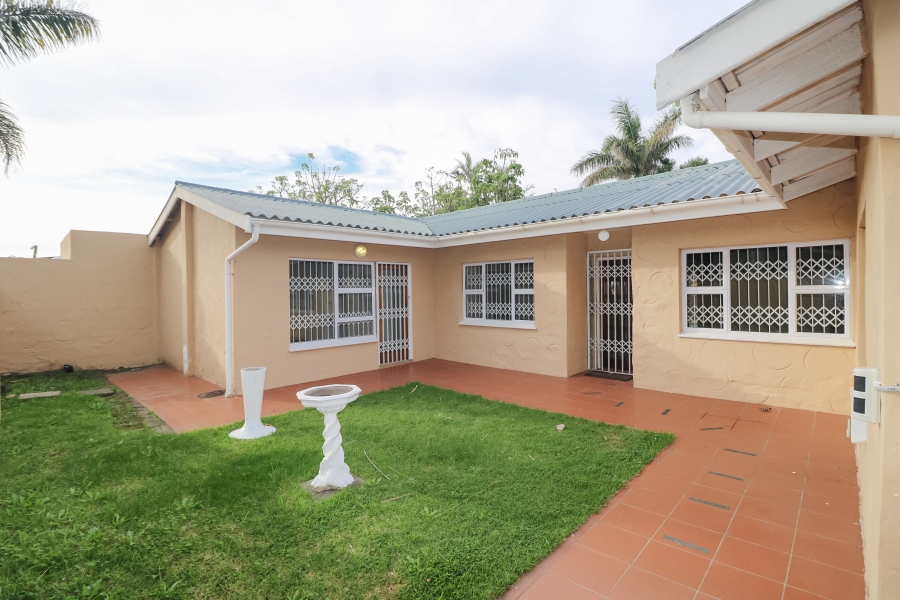 4 Bedroom Property for Sale in Gonubie Eastern Cape